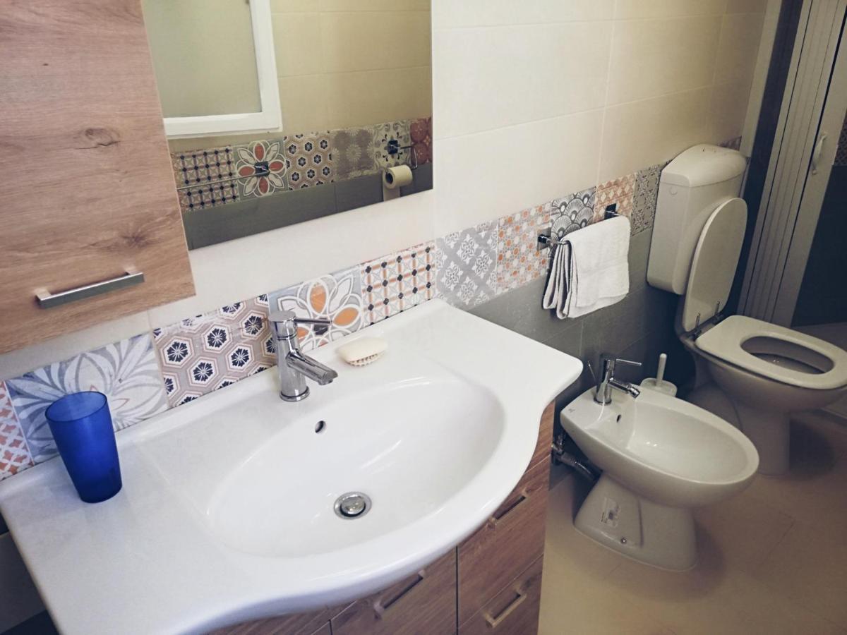 Apartament Dimora De Rossi Bari Zewnętrze zdjęcie