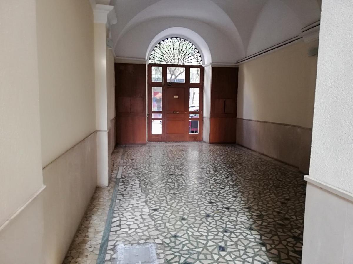 Apartament Dimora De Rossi Bari Zewnętrze zdjęcie