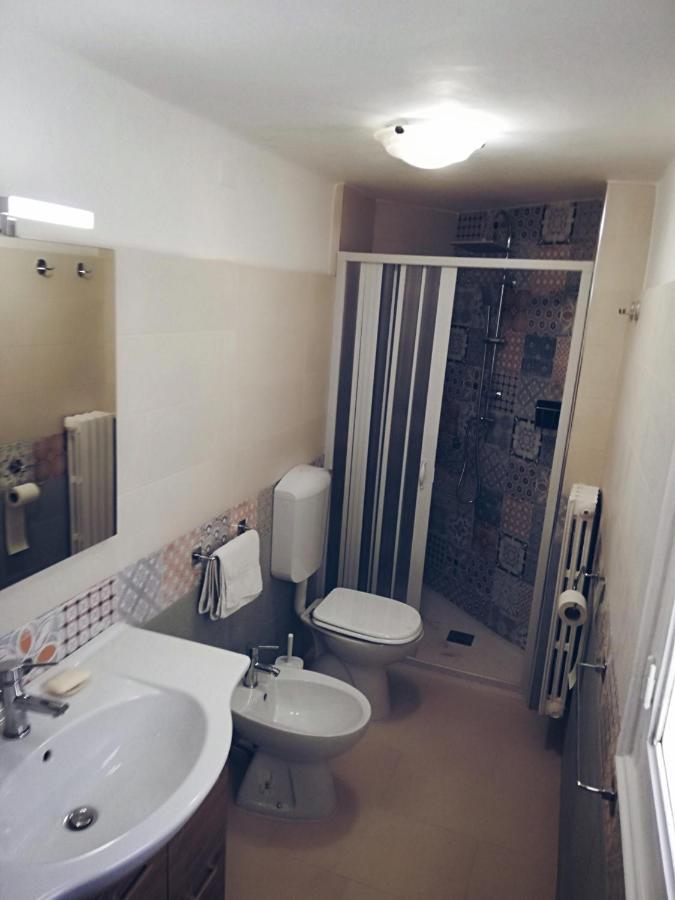 Apartament Dimora De Rossi Bari Zewnętrze zdjęcie